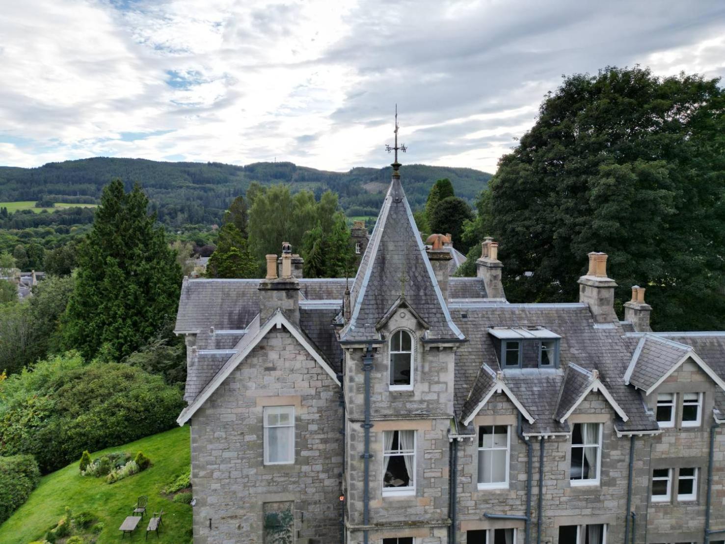 Wellwood Manor Hotel Pitlochry Exterior photo