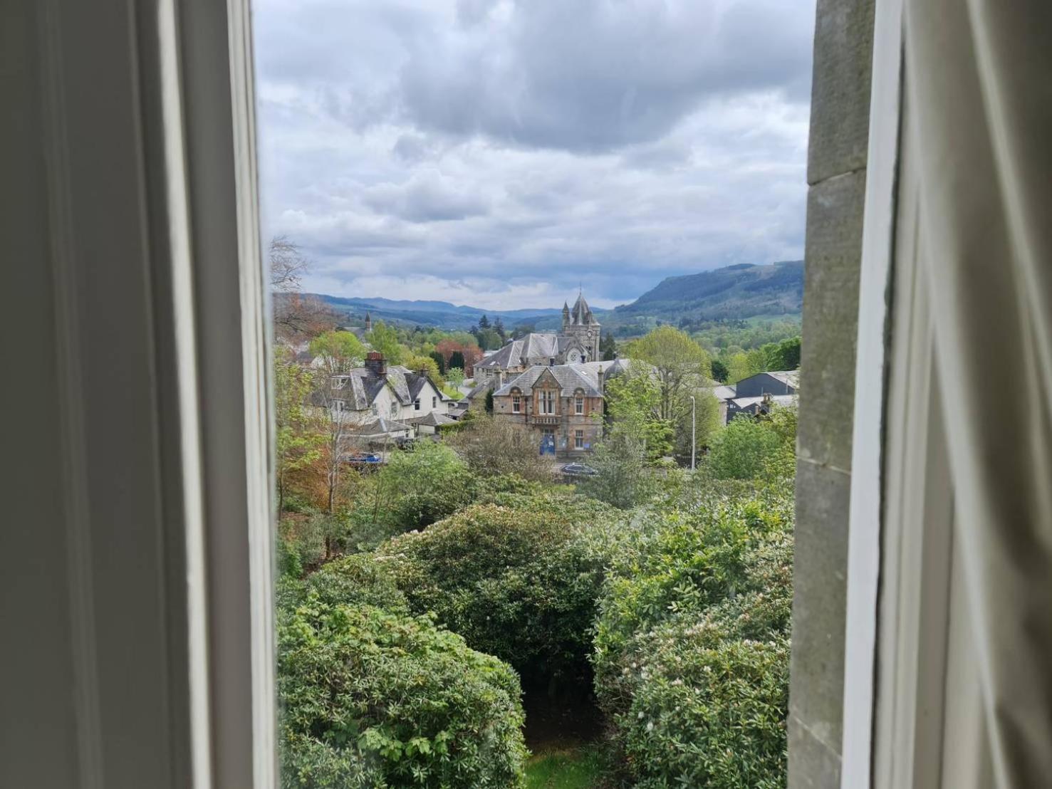 Wellwood Manor Hotel Pitlochry Exterior photo